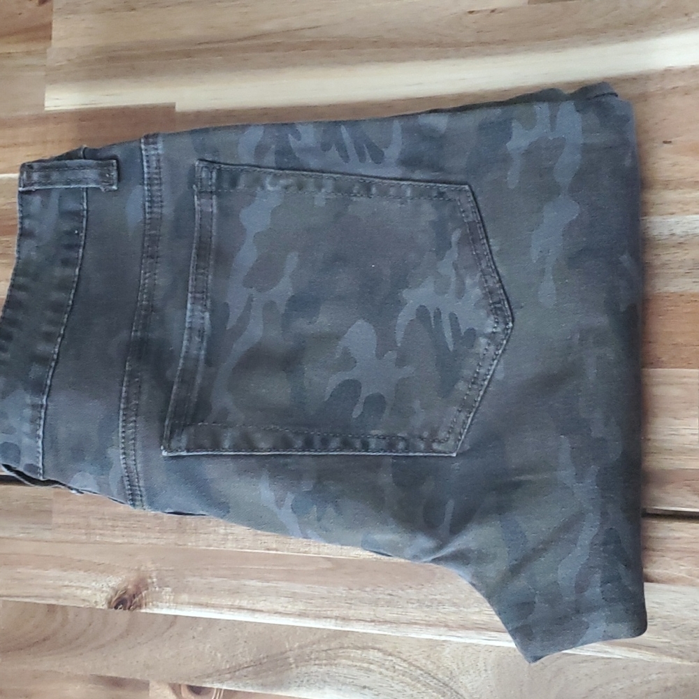 21men Straight Fit Camouflage Jeans - Olive and Charcoal